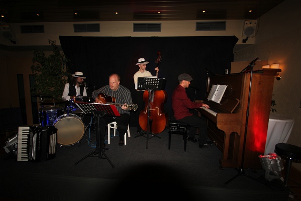 FERIEN KickOff    034.jpg